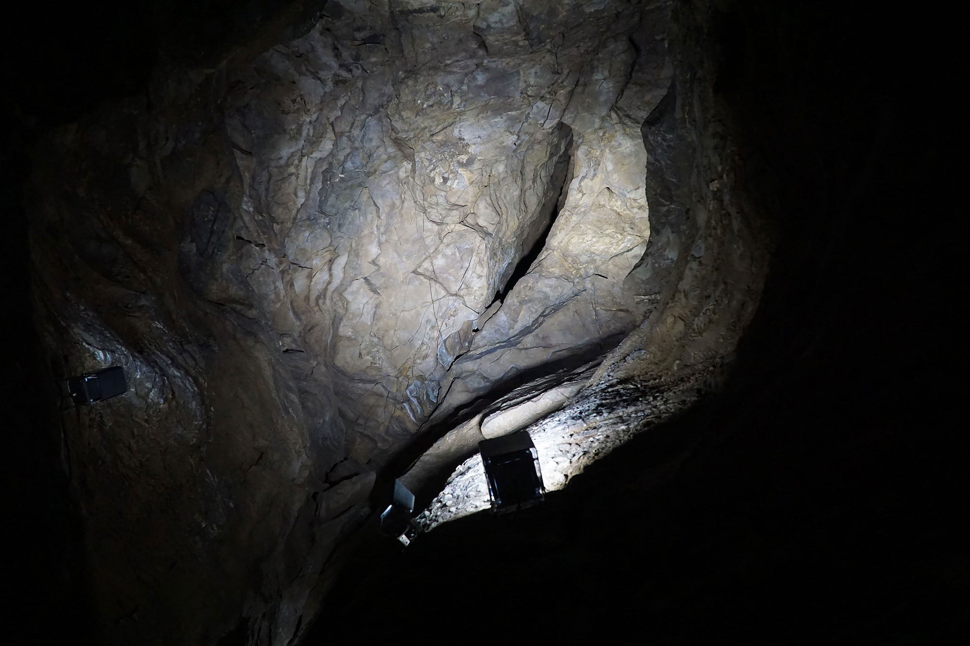 Modern cave lighting with LED