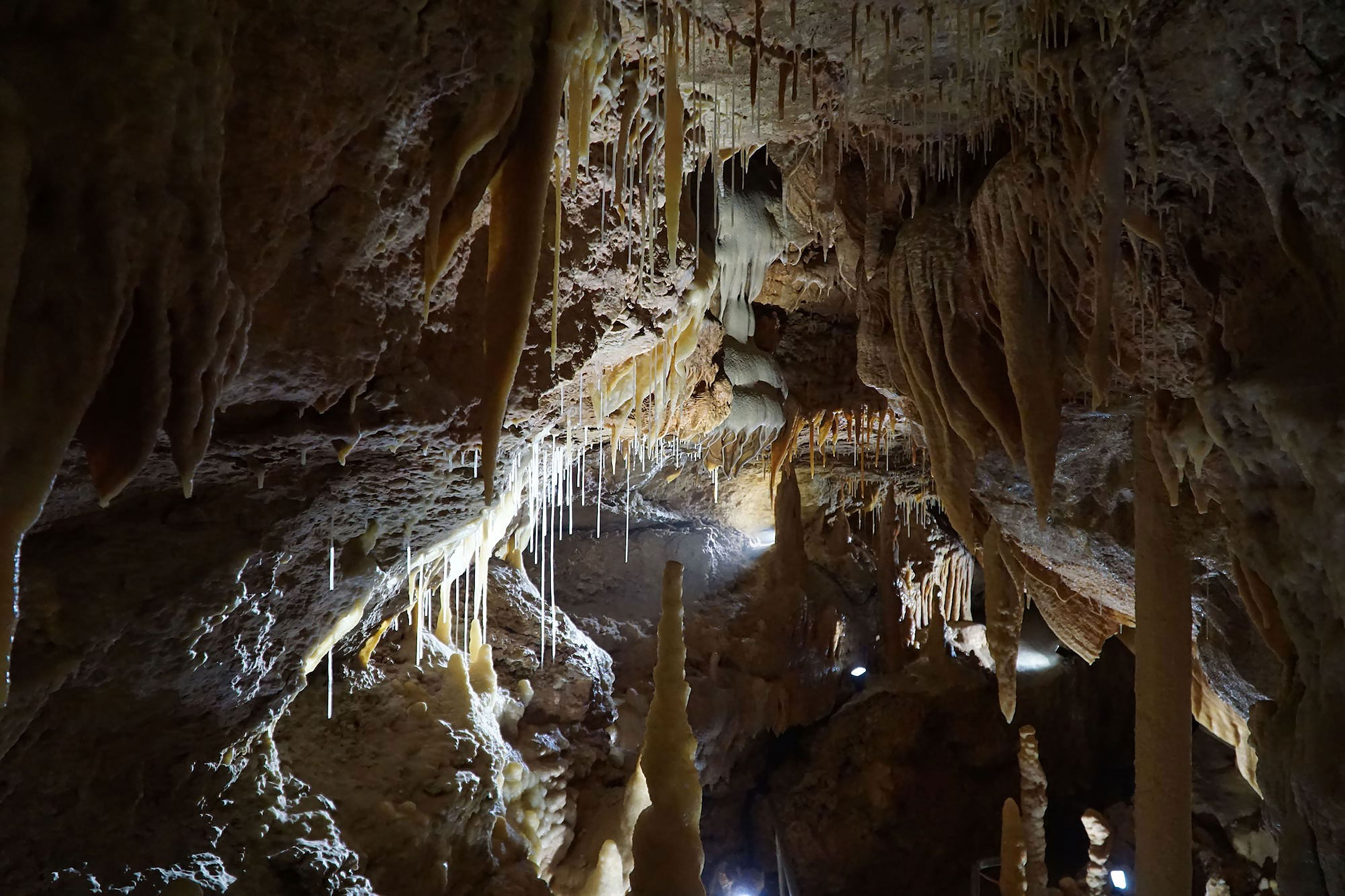 LED lighting in show cave